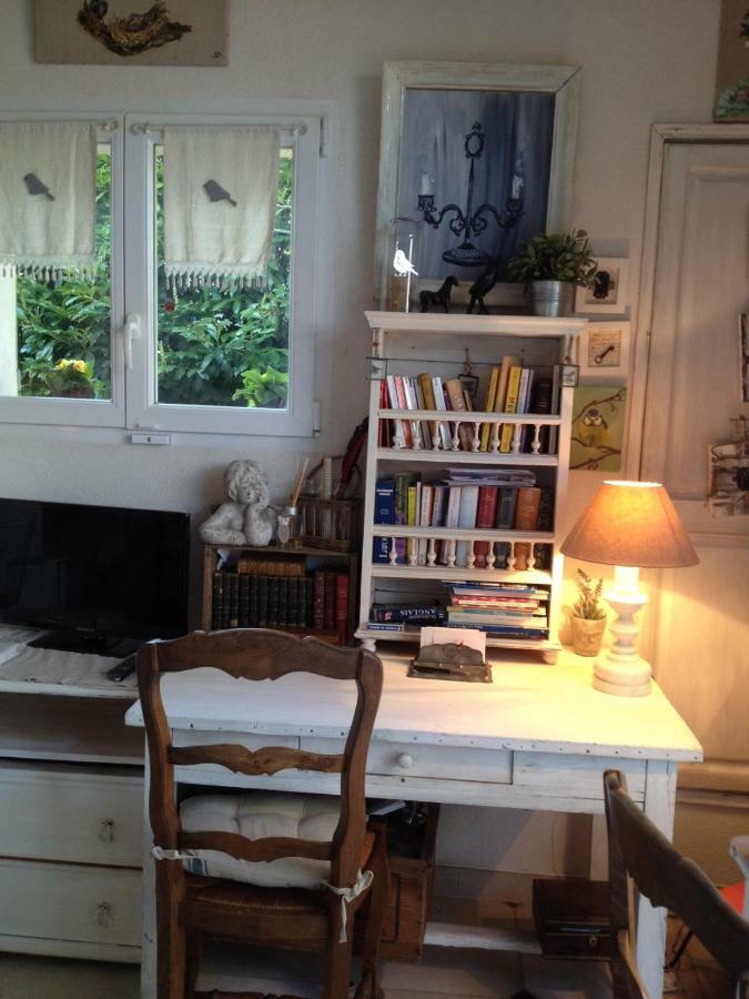 Appartement L'Oustalet à La Tour-dʼAigues Extérieur photo